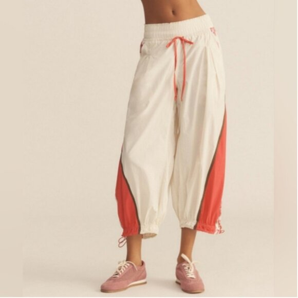 Anthropologie Daily Practice High Hurdle Cropped Joggers Pants size S - Picture 1 of 7
